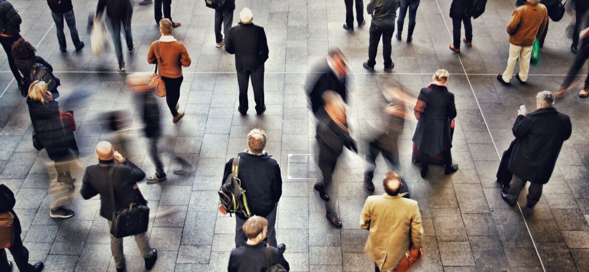 high-angle-view-of-commuters-passengers-and-busine-2025-01-08-03-03-45-utc